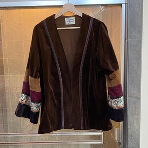 Vintage rambling rose velvet jacket with Embroidered Sleeves medium